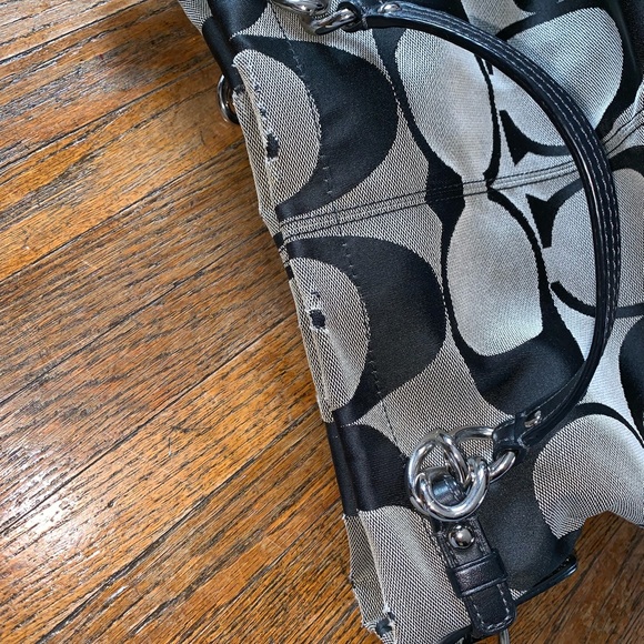 Coach Handbag Purse w/ Strap Grey Red Lining - Picture 6 of 8